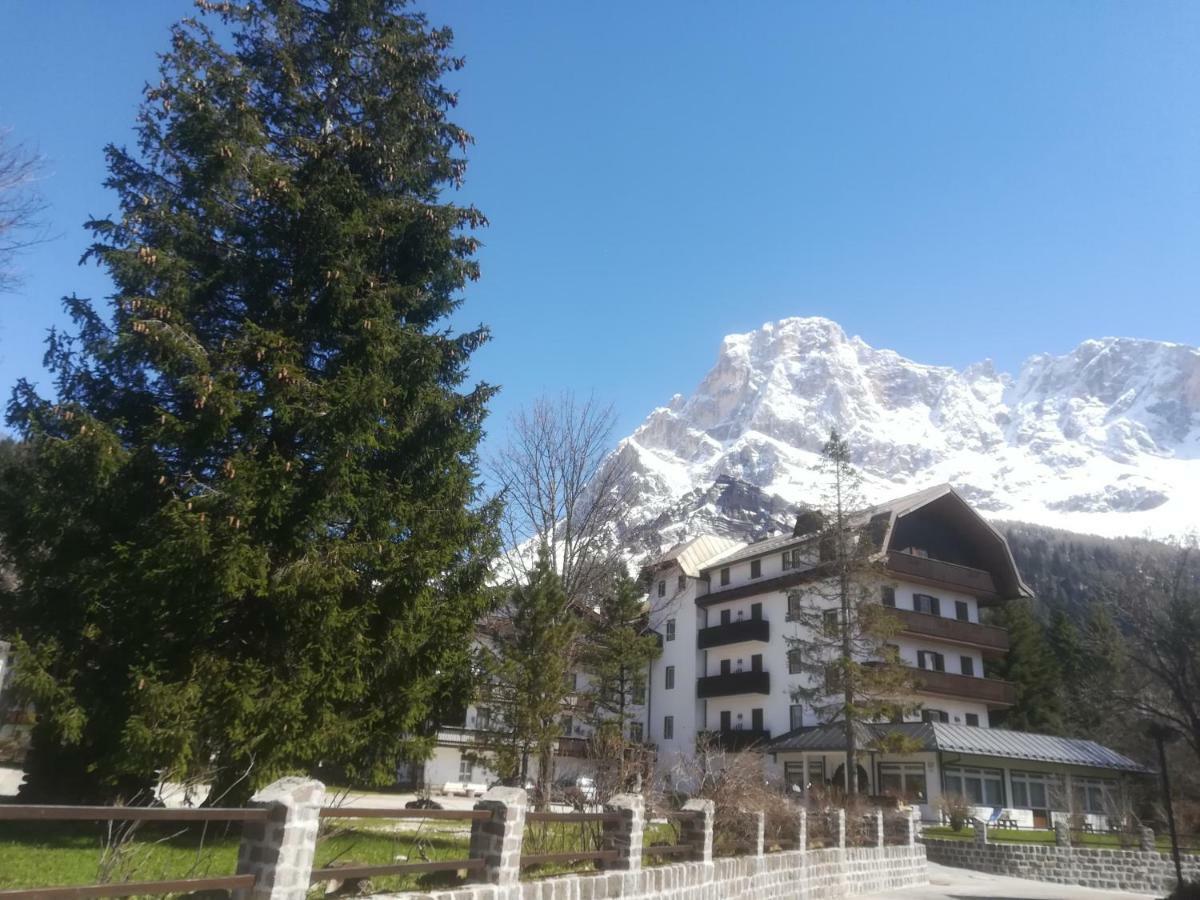 Park Hotel Miramonti San Martino Di Castrozza Exteriér fotografie